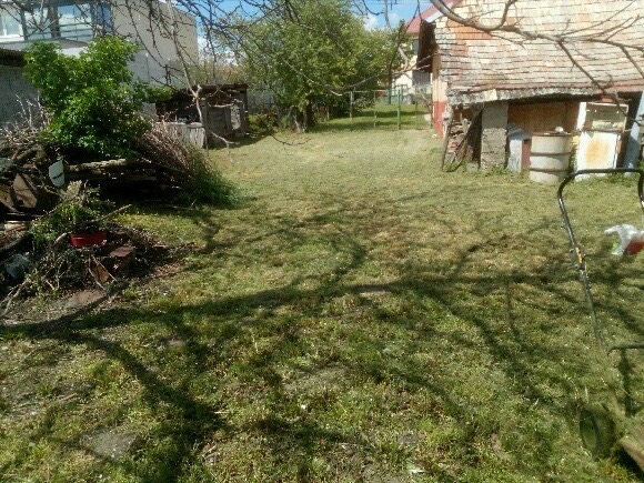 Predám pozemok so starším rodinným domom v obci Pozba - 3