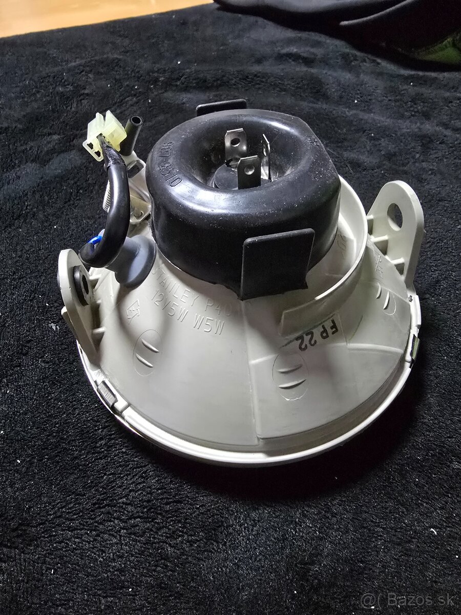 Svetlo Yamaha XSR700 - 3