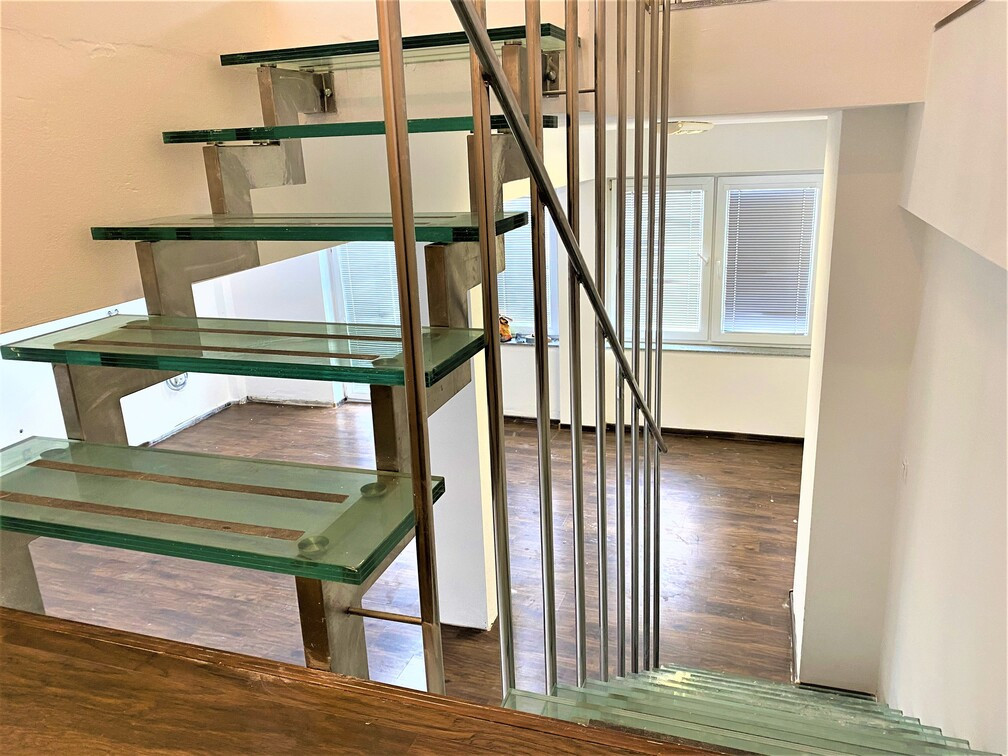 Atraktívna mezonetová kancelária v centre pri Auparku - 3