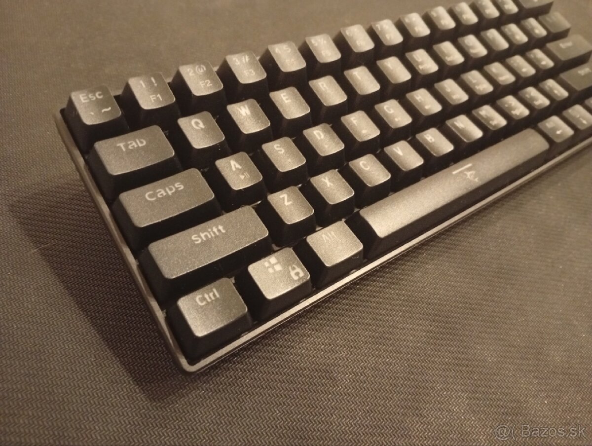 White Shark Shinobi Gaming Keyboard Brown Switches - Black - 3