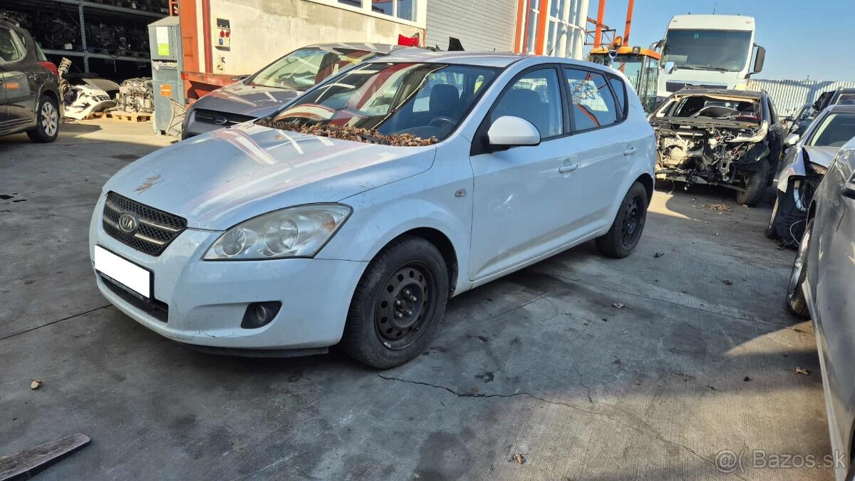 Kia Ceed 1,4i 77kw, kód: G4FA - 3