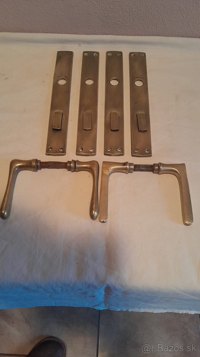 Dverove.klucky.mosadne.stare - 3