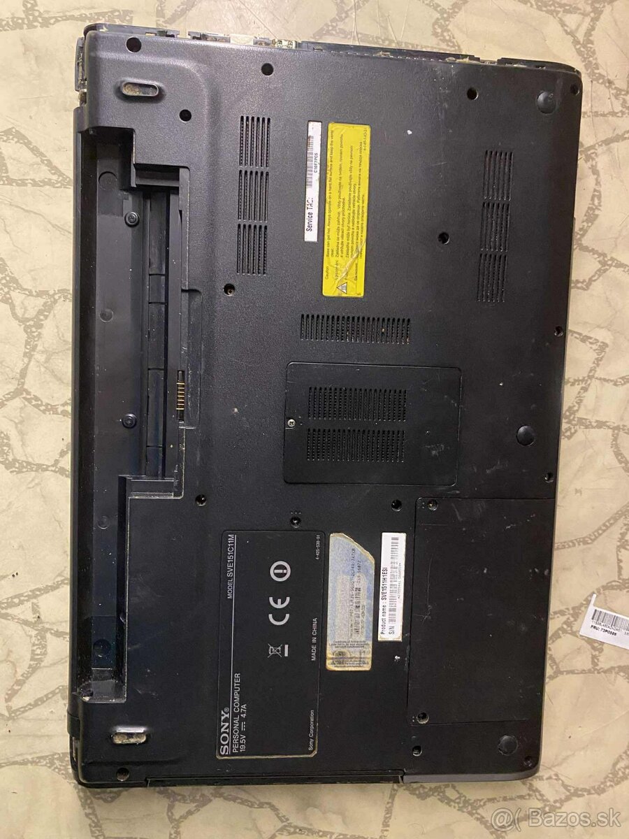 Predám funkční notebook sony i3 4 gb ram 500 gb hdd bez adap - 3