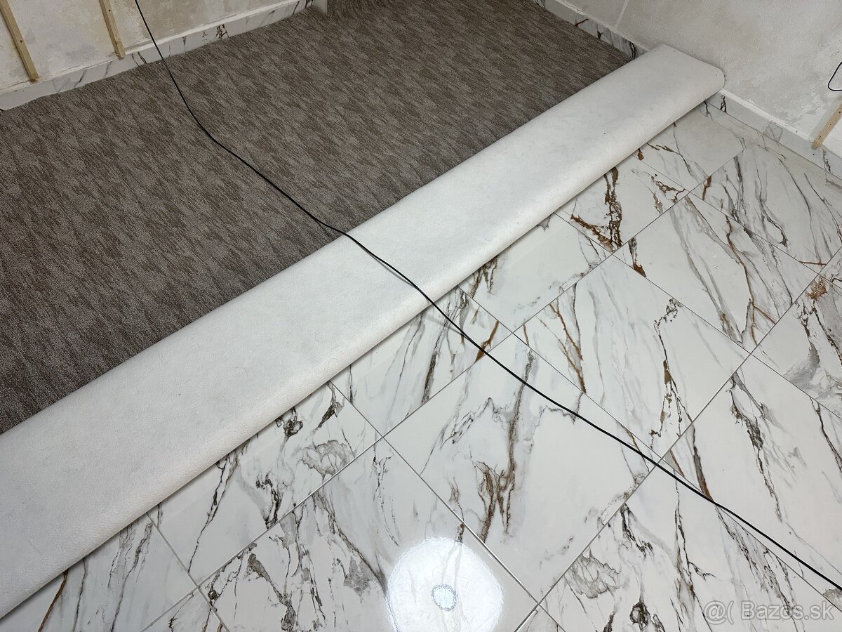 Predám nový koberec 4x4,7m - 3