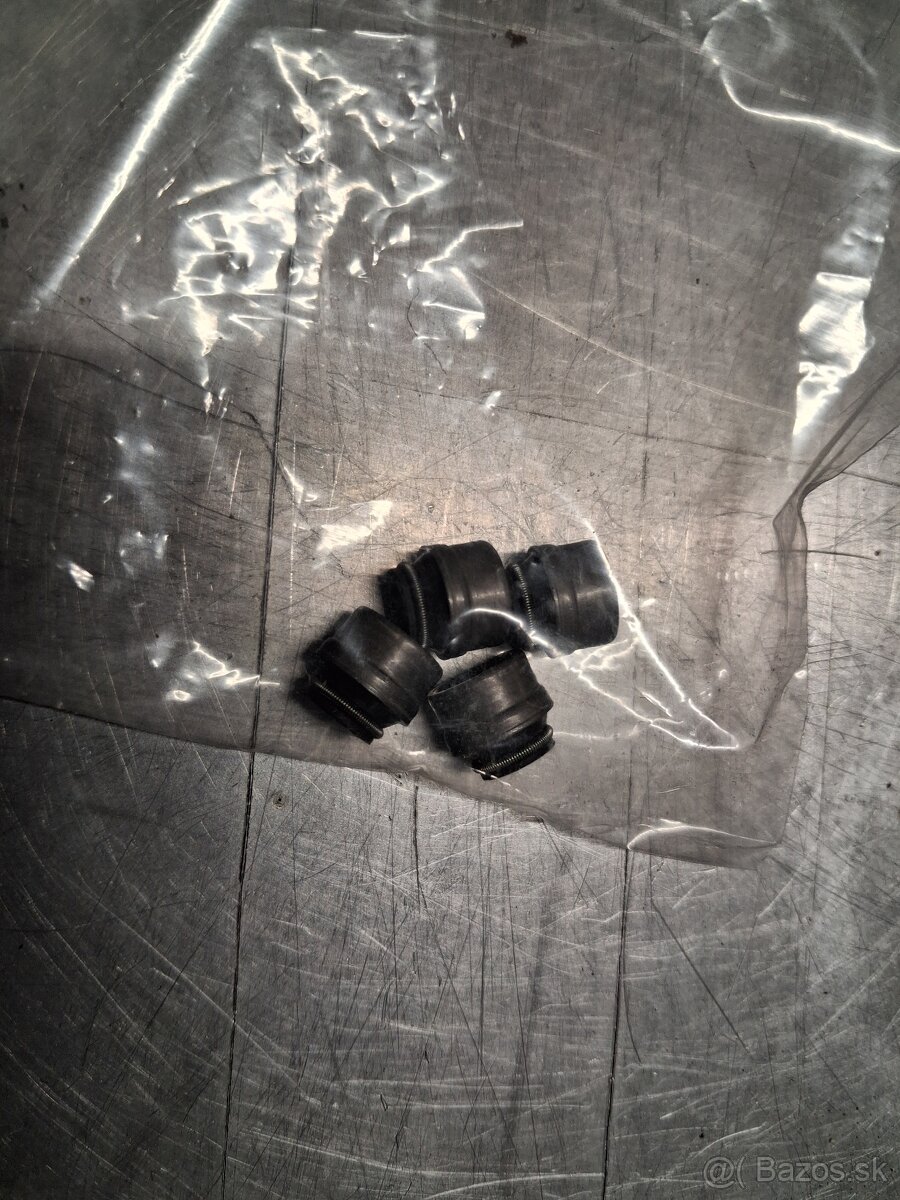 Tesnenie pod valec Piaggio 500 - 3