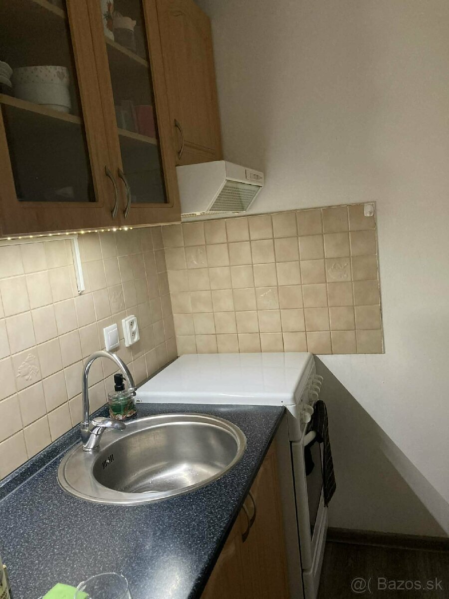 Byt na prenájom - 3