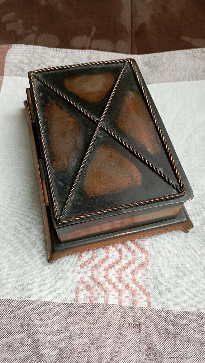 Medená stará šperkovnica.. - 3