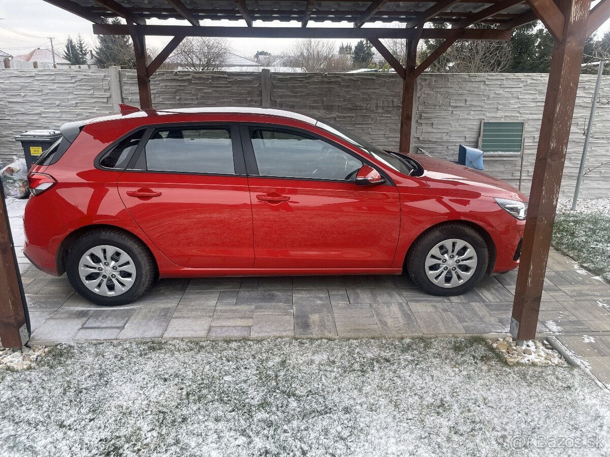 Hyundai I30, 1.5 DPI, model 2023, 33 000km - 3