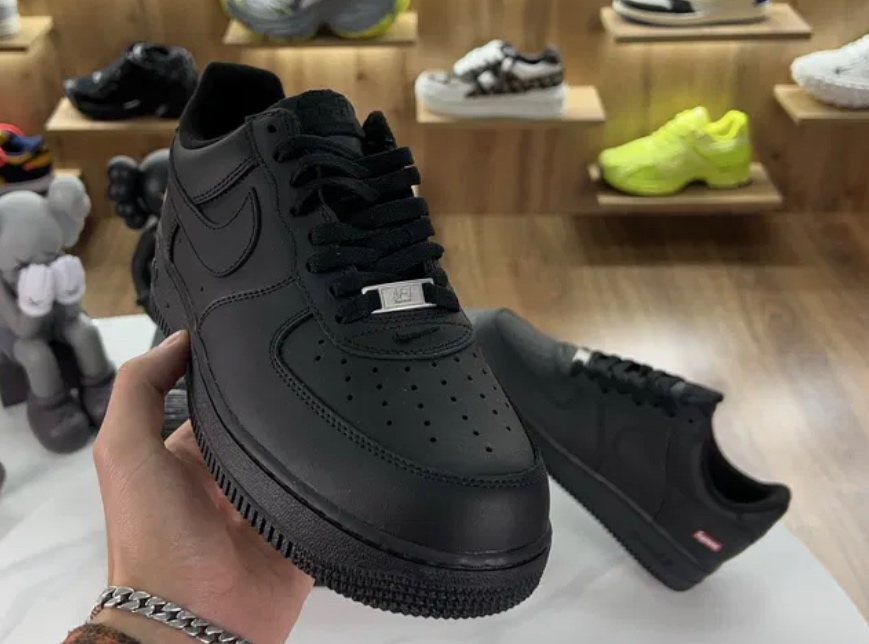 Nike Air Force 1 Supreme - 3