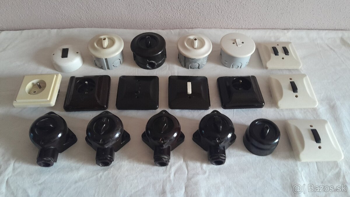 Bakelitove.retro.vypinace,objimky.na.stenu - 3