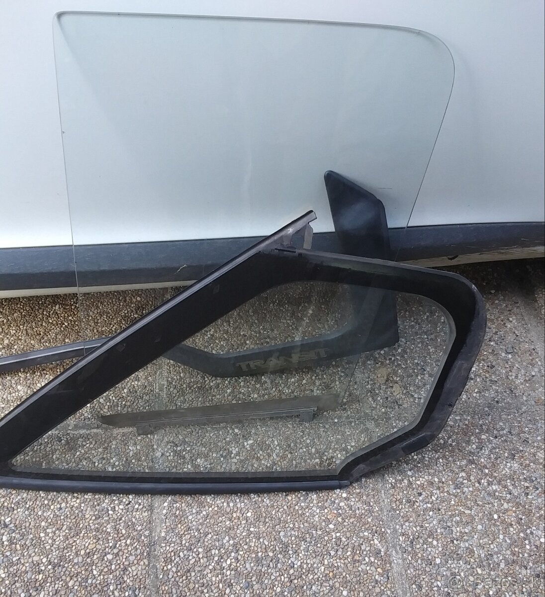 Ford Tranzit od 2001 motor stieracov - 3