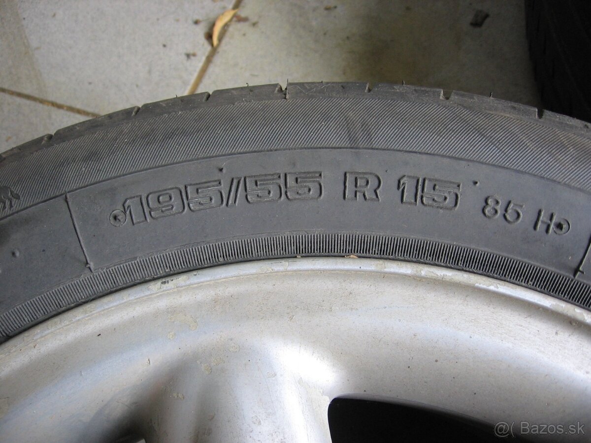 Prodám disky 6Jx15, H2-43 - Fiat, 4x98 (asi Fiat Brava) - 3