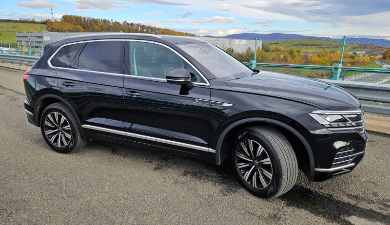 Volkswagen TOUAREG 3.0 V6 TDI A8 4x4, 2021,SK auto - 3