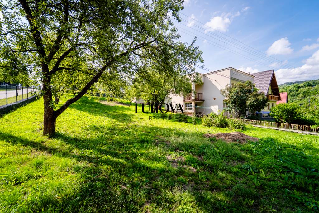 DOM v Zubáku s krásnym pozemkom - 3