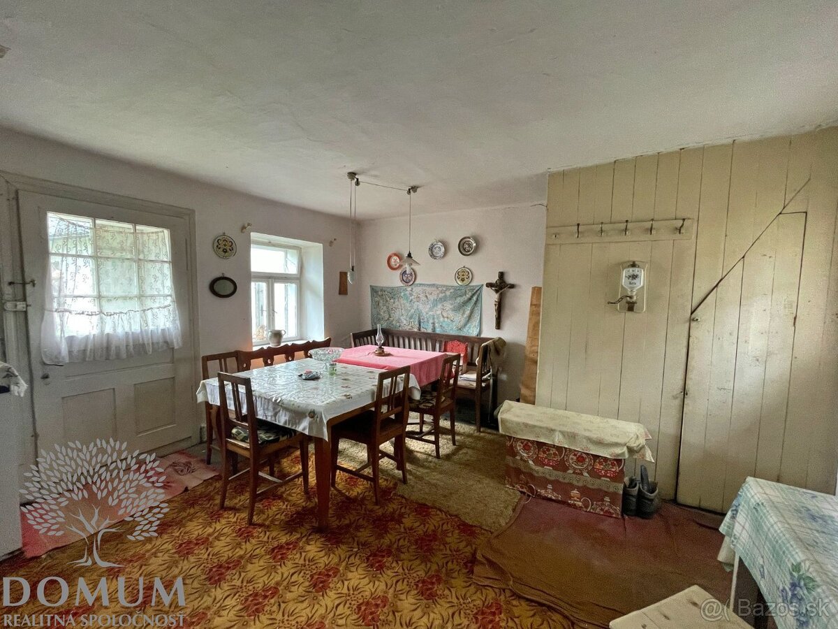 Vidiecke chalupy pod Javorinou z 19 storočia v obci Cetuna - 3