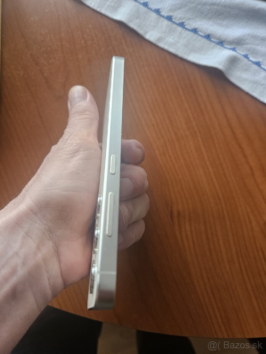 Samsung Galaxy S24 - 3