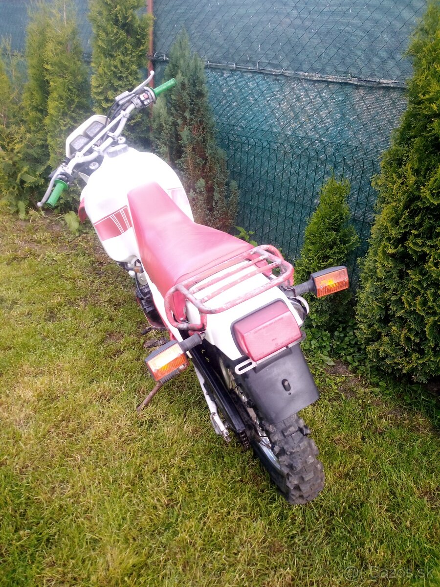 Yamaha XT 600