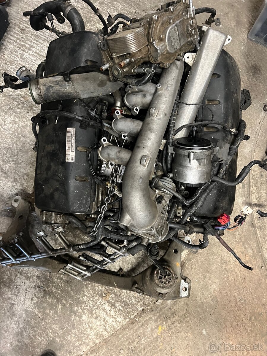 VW Touareg 7L 5.0TDI V10 motor predám rozpredam - 3
