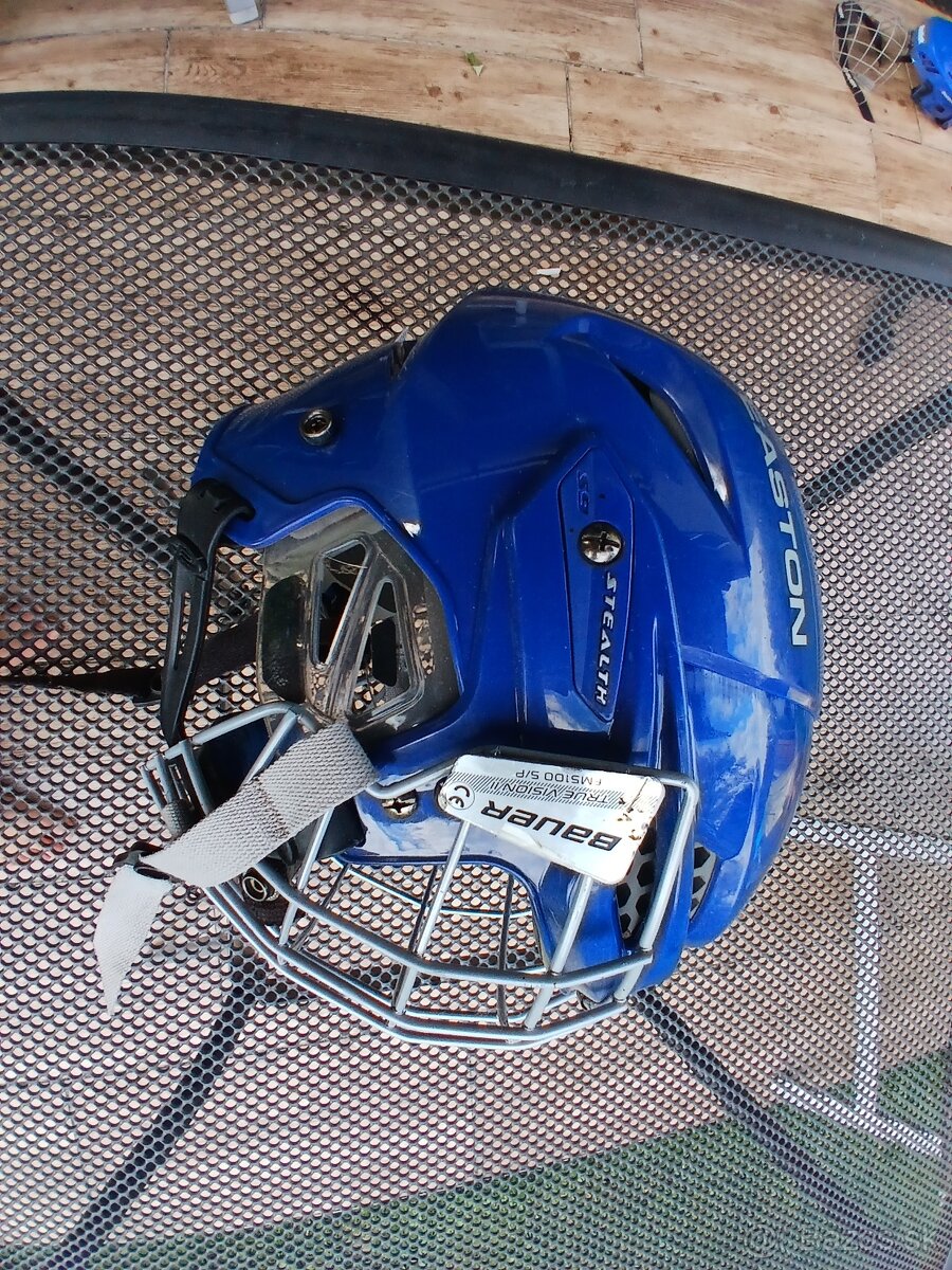 Hokejová prilba Easton - 3