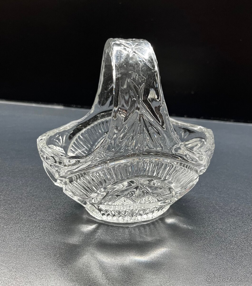 Bohemia crystal - brúsená dóza + košík - 3