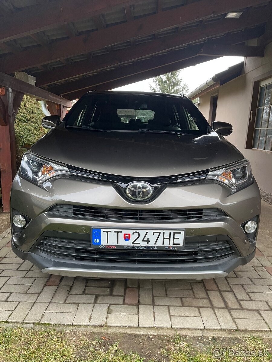 Toyota RAV4 - 3