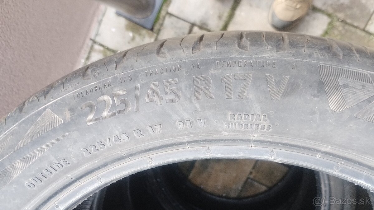 Darujem 225/45R17 - 3