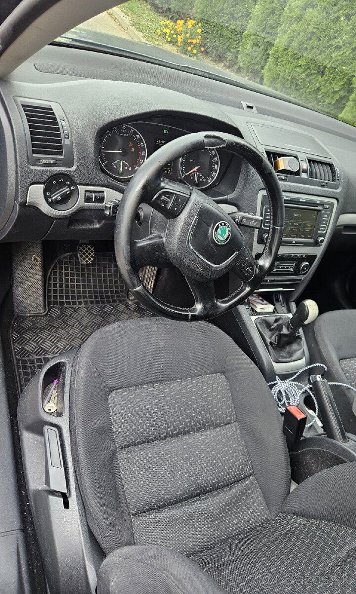 Škoda octavia 2 facelift 1.6tdi - 3