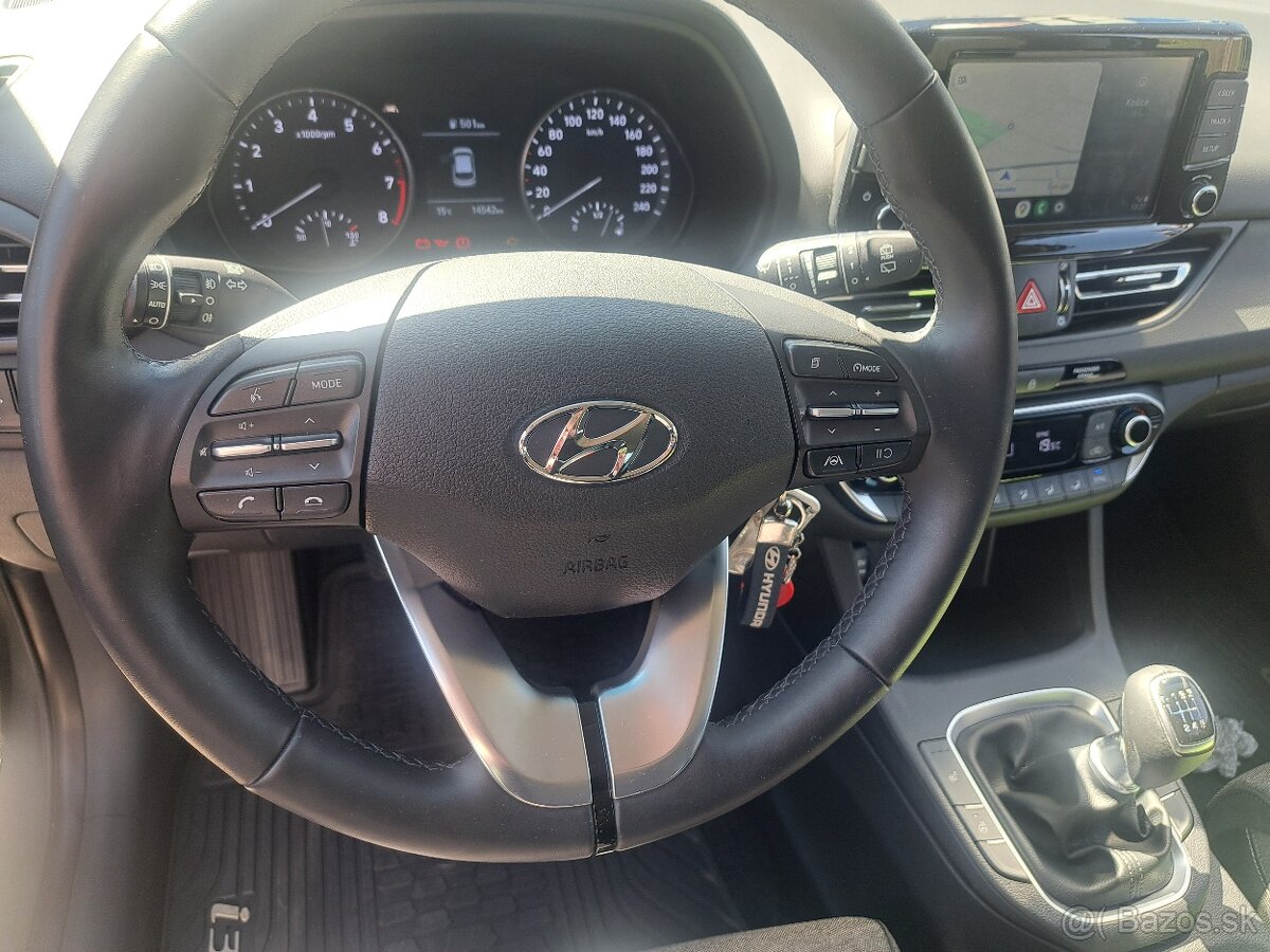 Hyundai i30, 1,5 DPi, Family - 3
