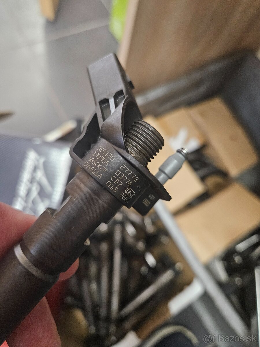 059130277FB TRYSKY AUDI S6 / SQ5 - 3