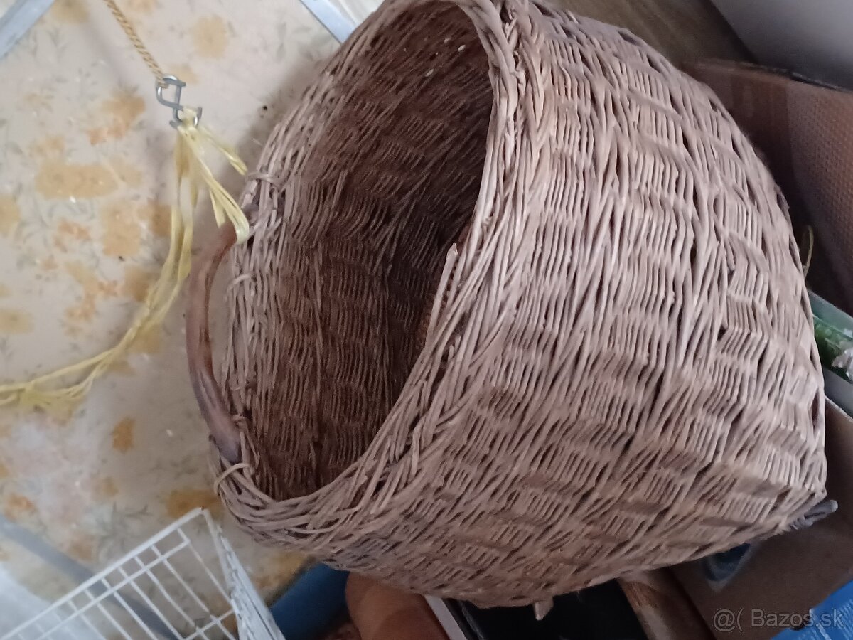 Chrbtový kôš a košík do ruky. - 3