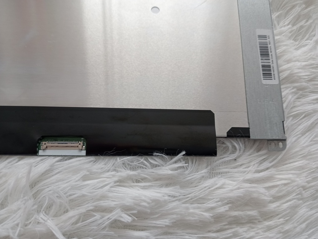 predám 15.6" LED SLIM displej 30pin eDP - LP156WFB - 3