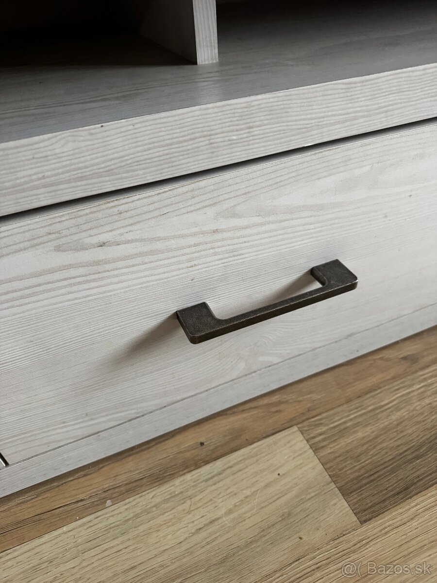 TV skrinka so stolíkom - 3