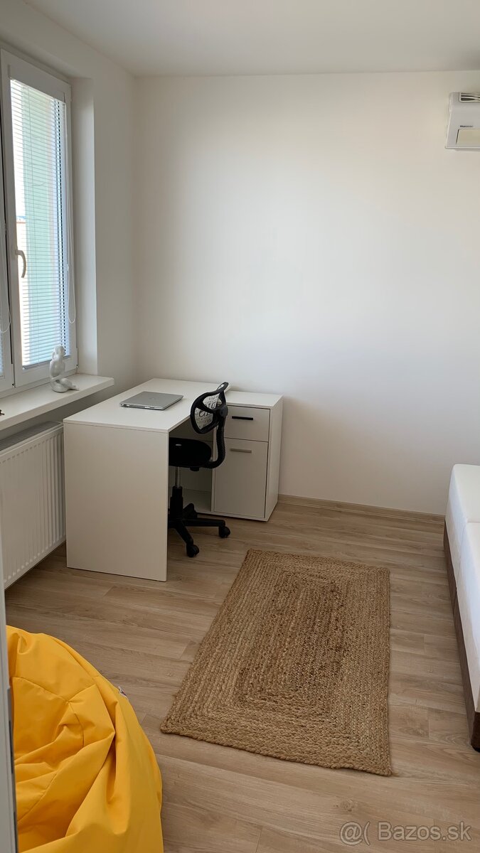 Neprechodna izba | sidl. Terasa - 3