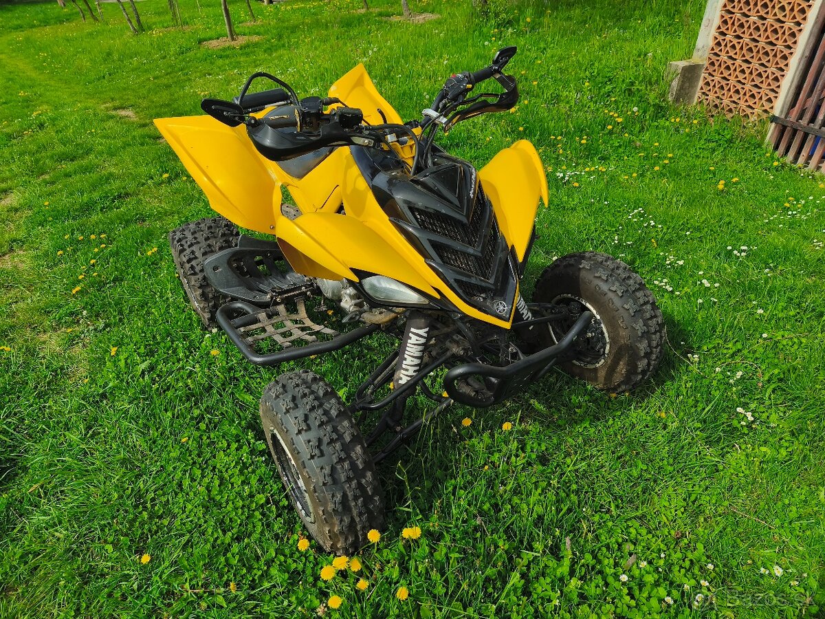 Yamaha Raptor 700R biele ŠPZ