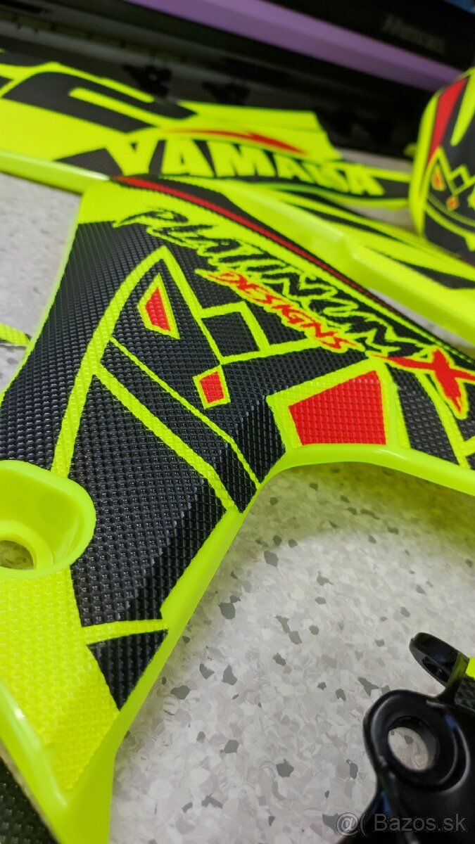 Plasty + polepy YZ250F 19-23 a YZ450F 18-22 - 3