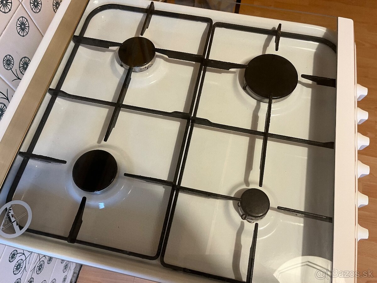 Plynový sporák Whirlpool. - 3