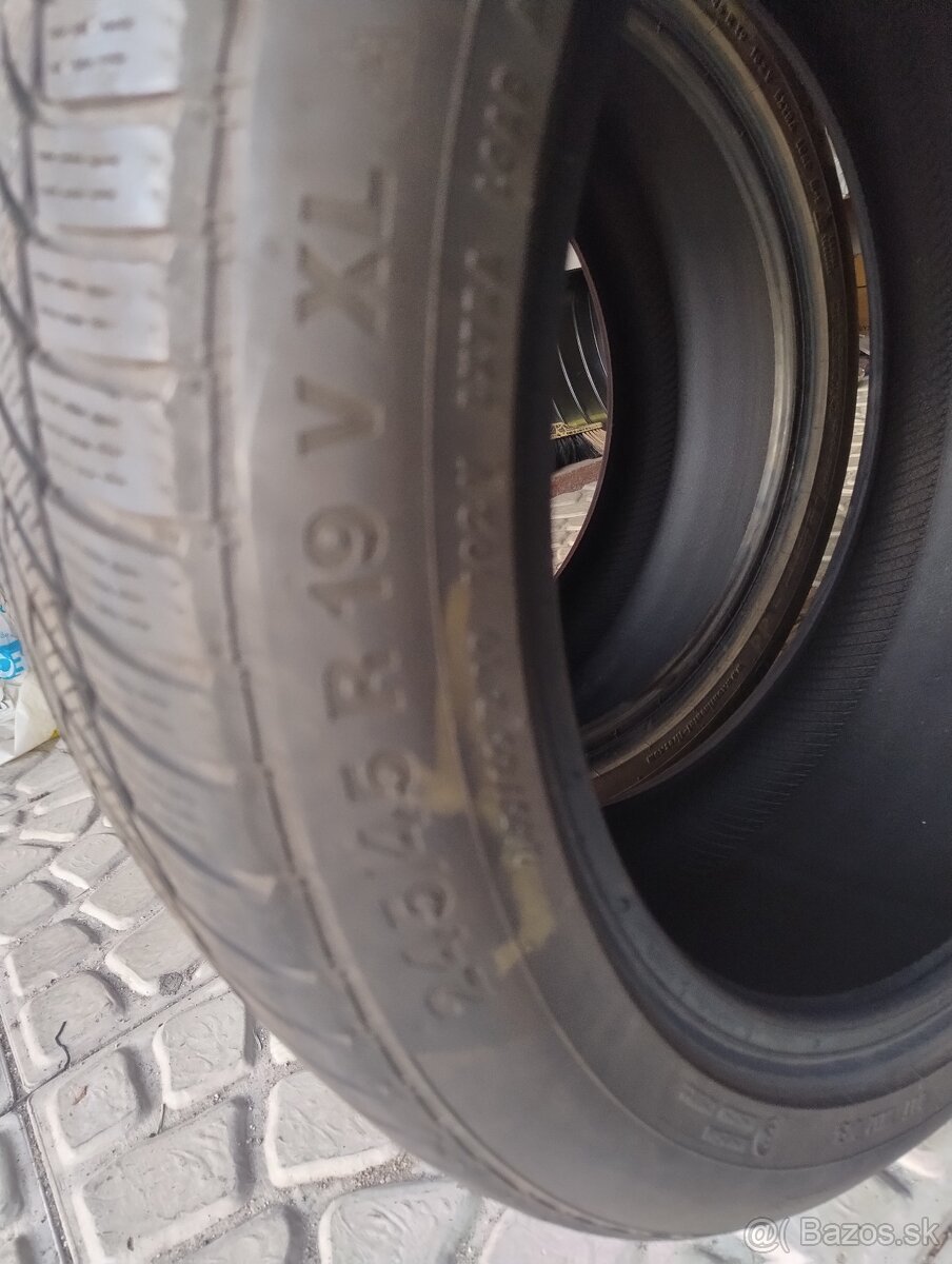 Continental 245/45R19 V XL - 3