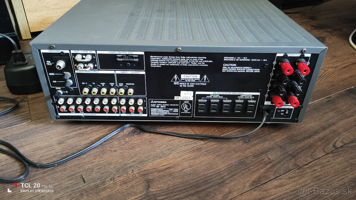 Mitsubishi M-AV3 - 3