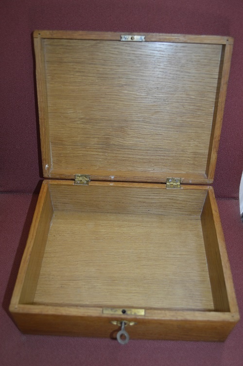 predam - krasna starozitna drevena skrinka - 3