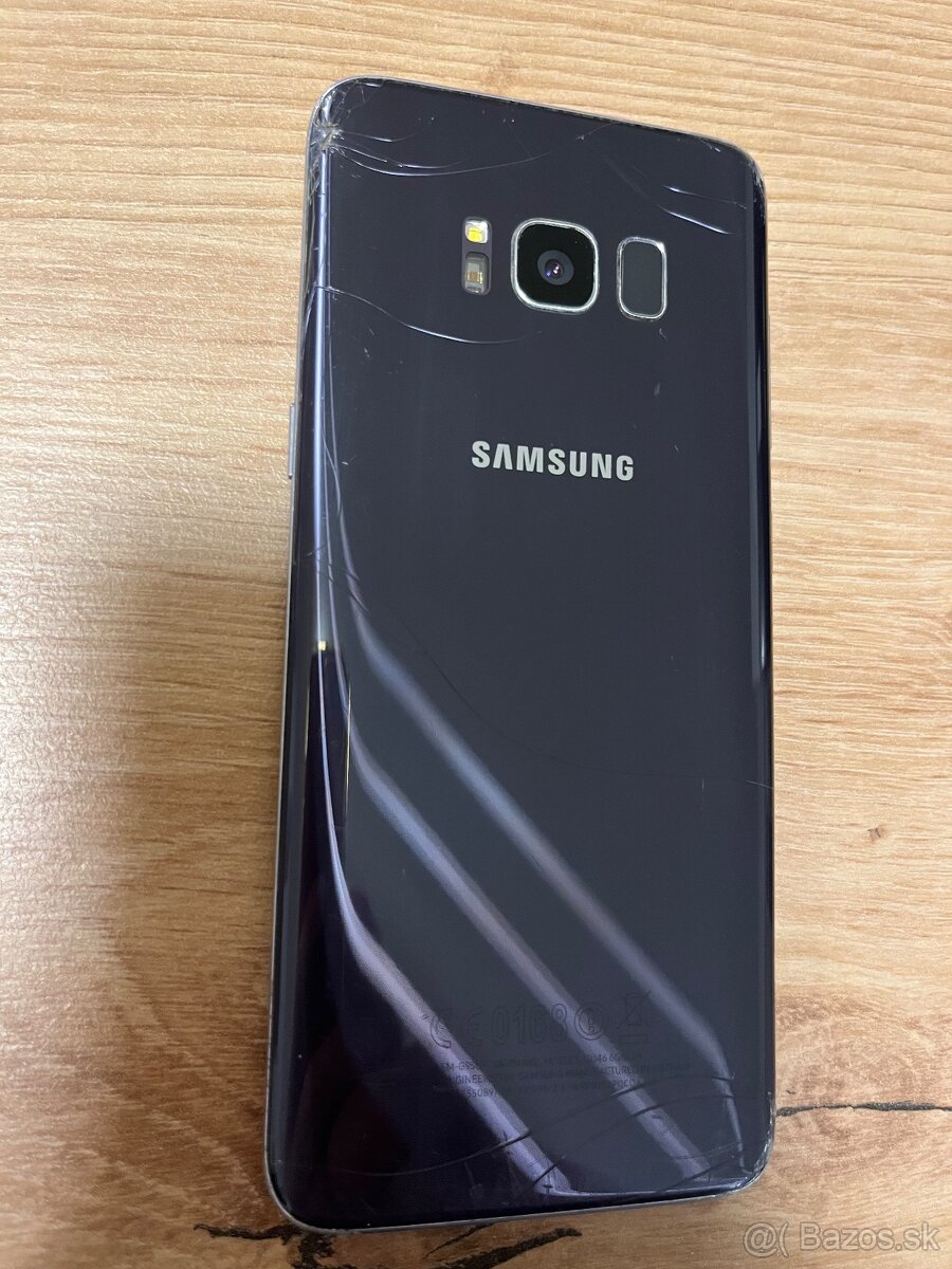 Samsung Galaxy S8 - prasknutý displej - 3