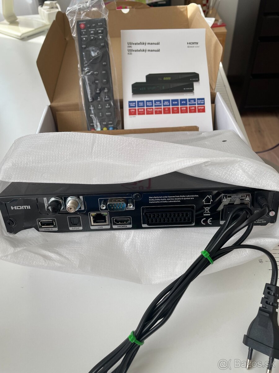 Satelitný prijímač Cryptobox 750UHD - 3