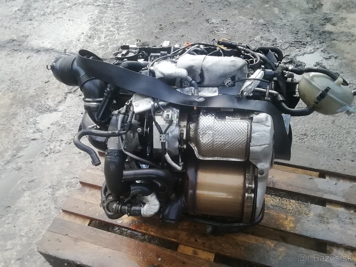 Motor 2,0 tdi 110 kW CKF comonreal volkswagen group - 3