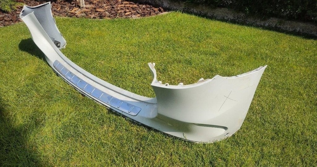 Mercedes GLA AMG A247 W247 H247 2019 - Zadny naraznik - 3