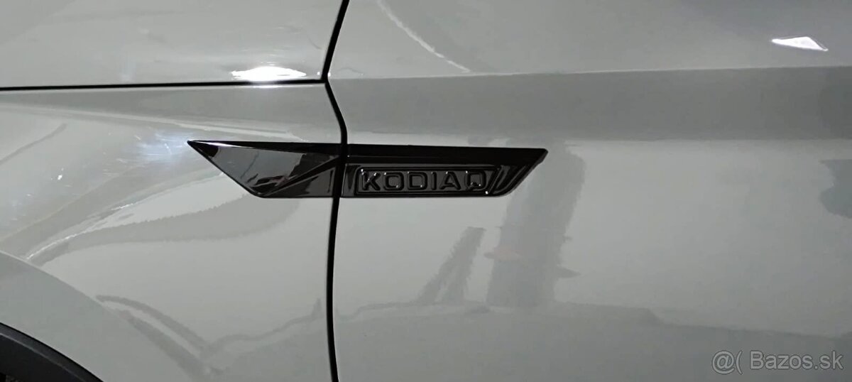 Čierne nápisy na blatník pre ŠKODA modely - 3