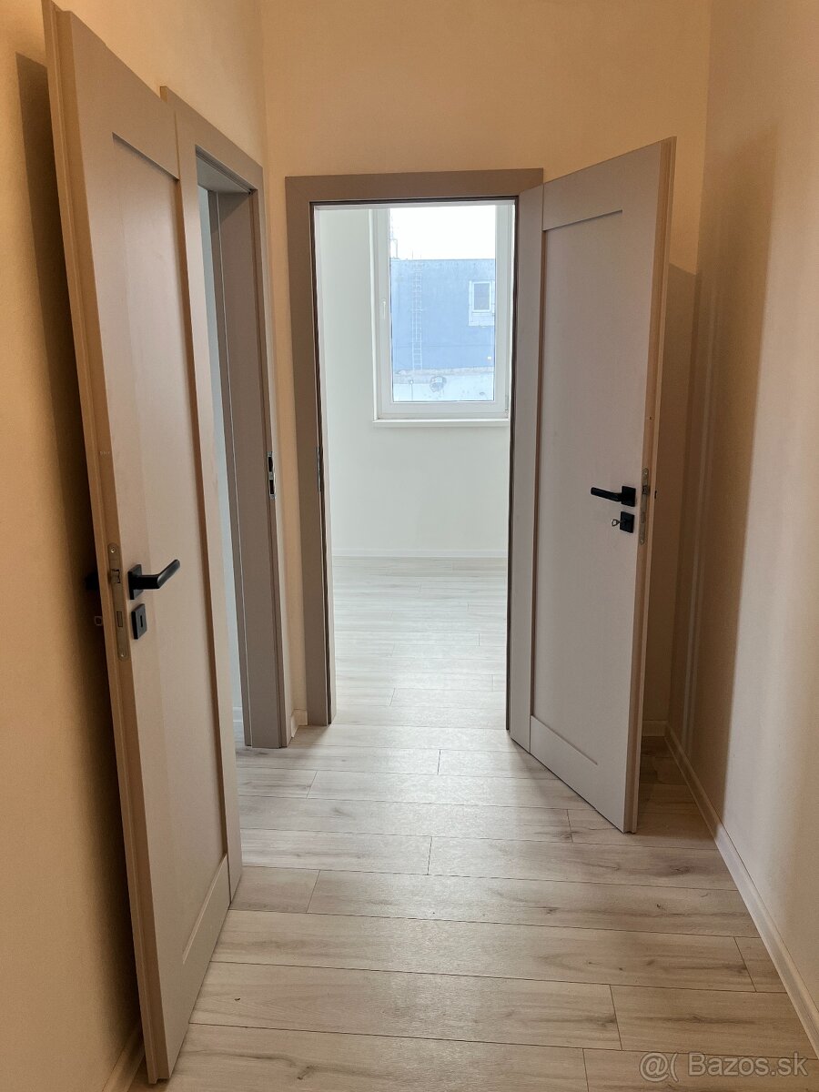 𝗣𝗿𝗲𝗻𝗮́𝗷𝗼𝗺: úplne nový 2-izbový byt, balkón, parkovan - 3