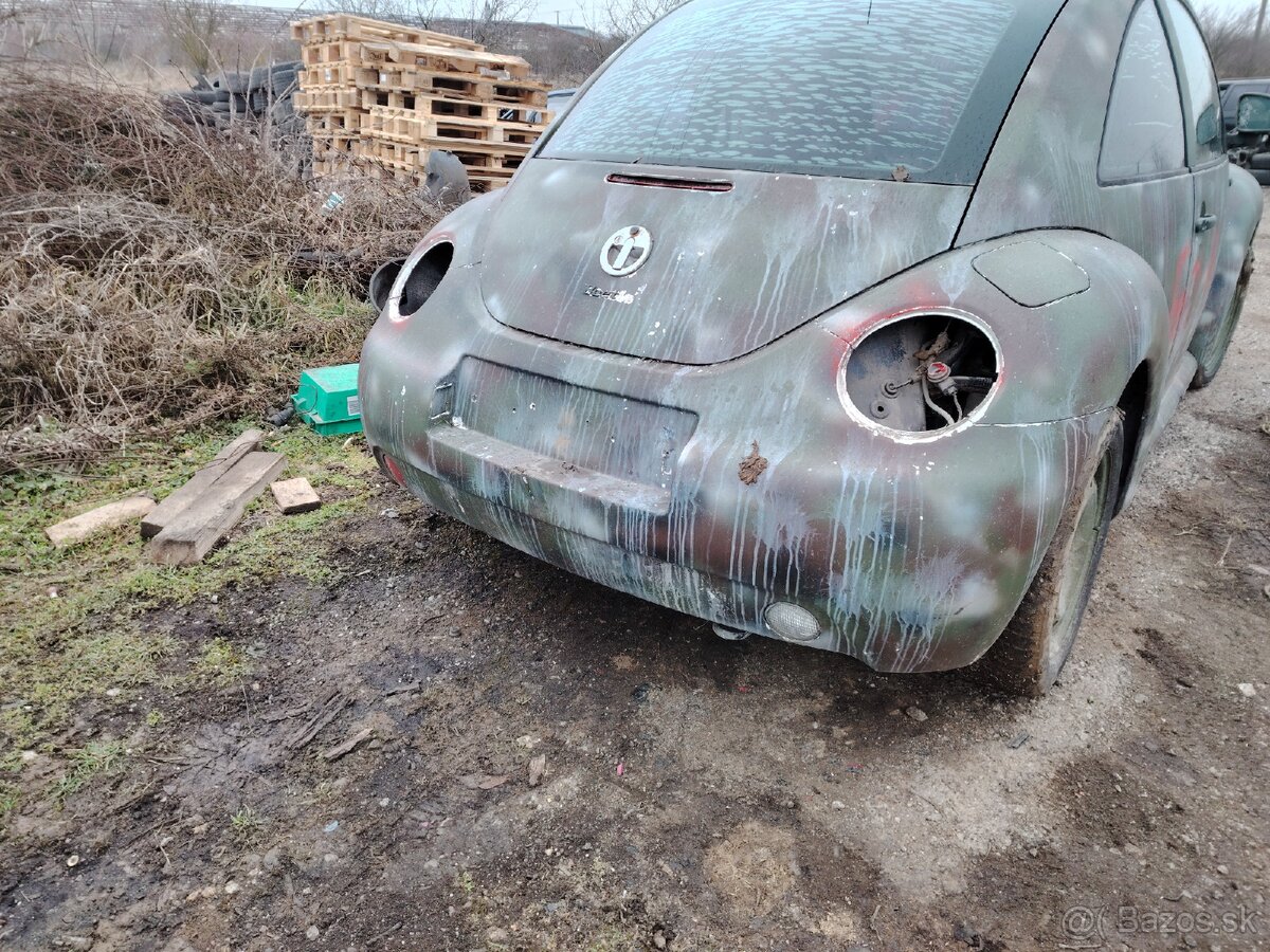 Wolkswagen Beetle 2.0 benzín - 3