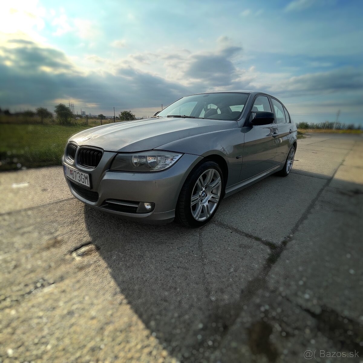 BMW E90 318d FACELIFT - 3