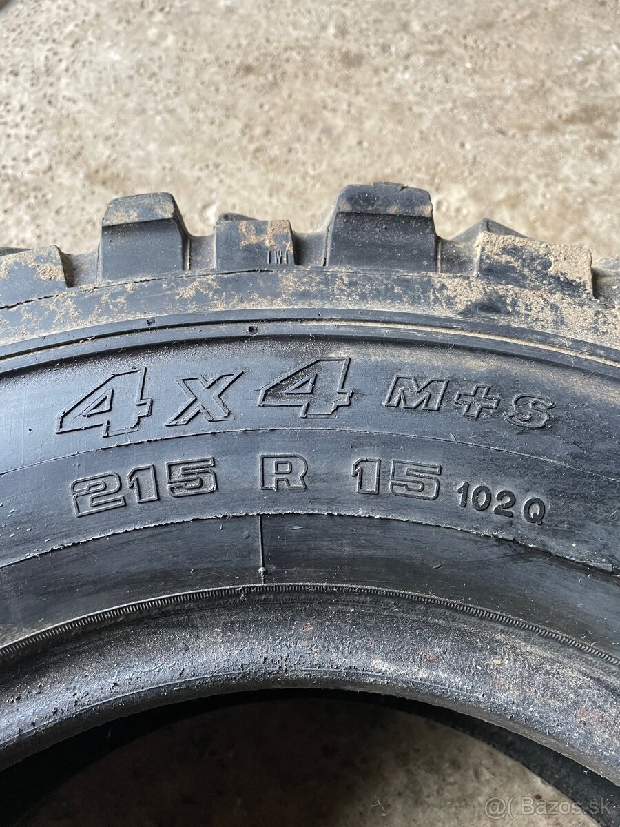 Predám gumy truck 2000