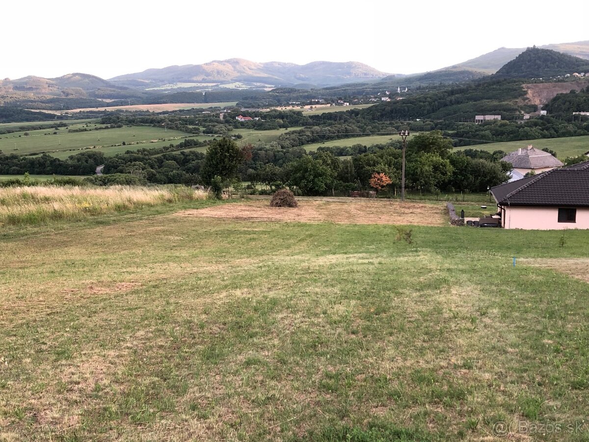 Predaj stavebného pozemku v obci Slančík - 897 m2. - 3