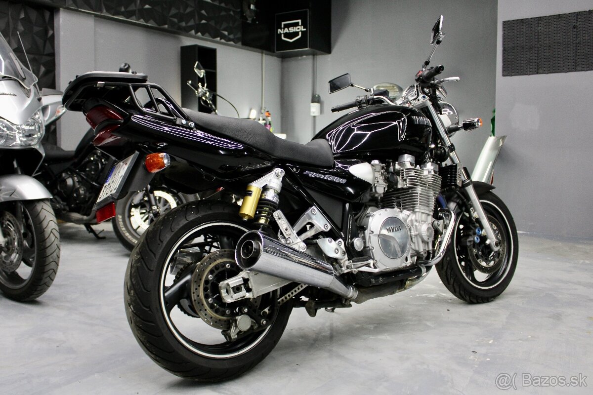 Yamaha XJR 1300 - 3